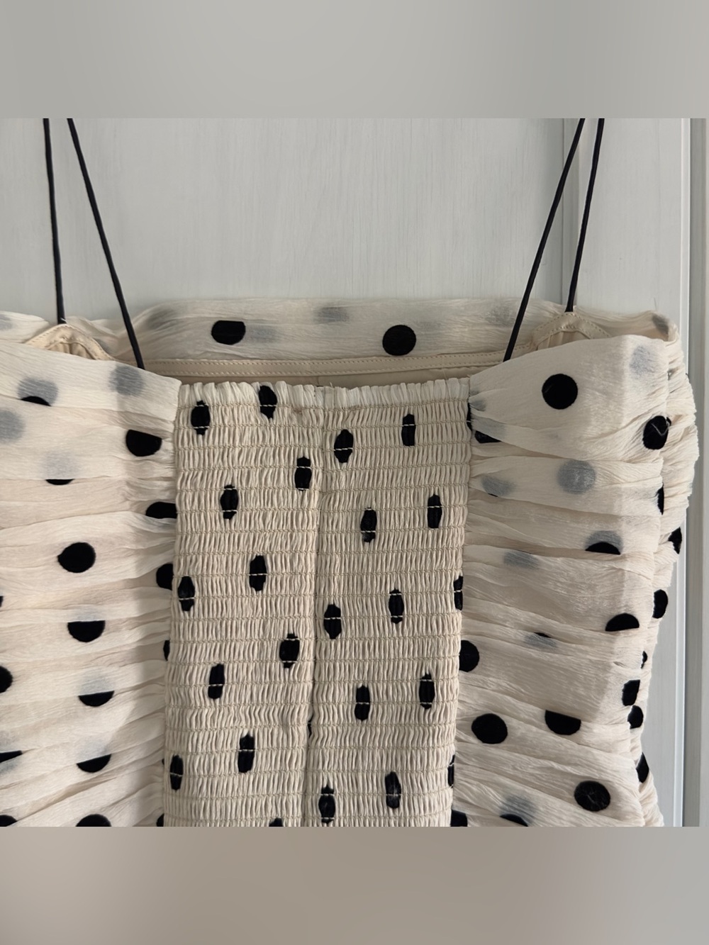 Reformation Amber Top in Cream and Black Dot Size 0 - Picture 7 of 7
